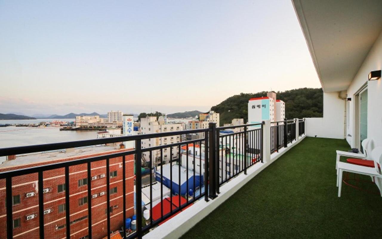 Hotel Pier 48 Tongyeong Ngoại thất bức ảnh