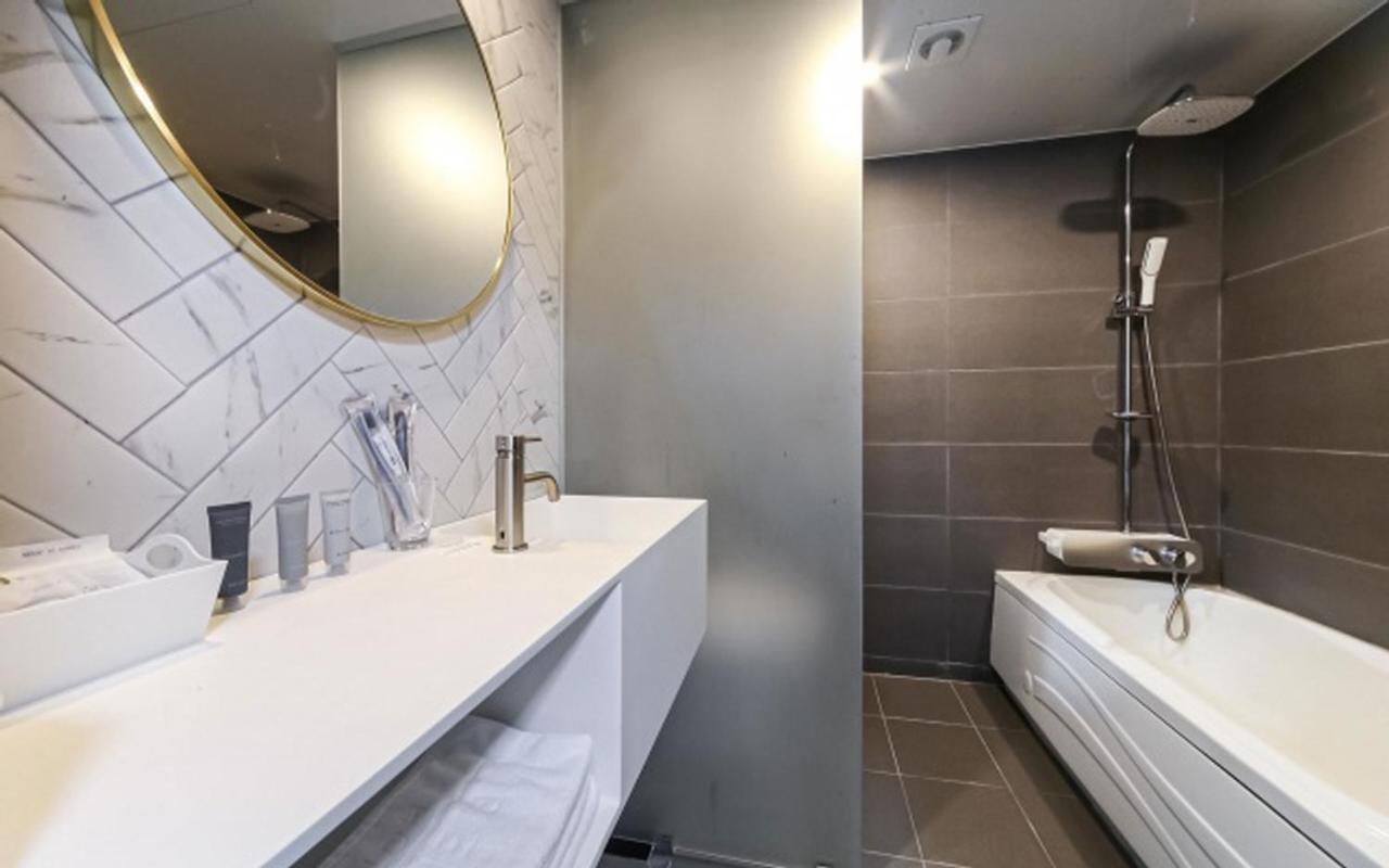 Hotel Pier 48 Tongyeong Ngoại thất bức ảnh